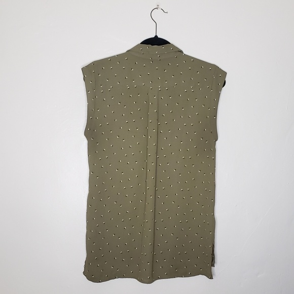 Sleeveless Olive Green Top - Picture 6 of 6
